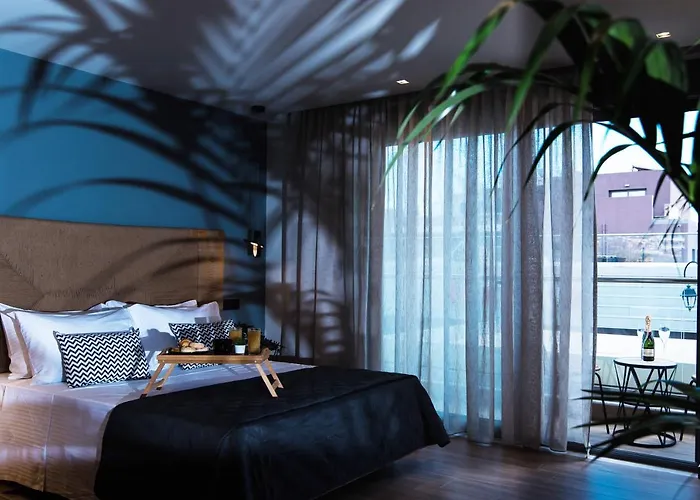 Nuovo Luxury Suite